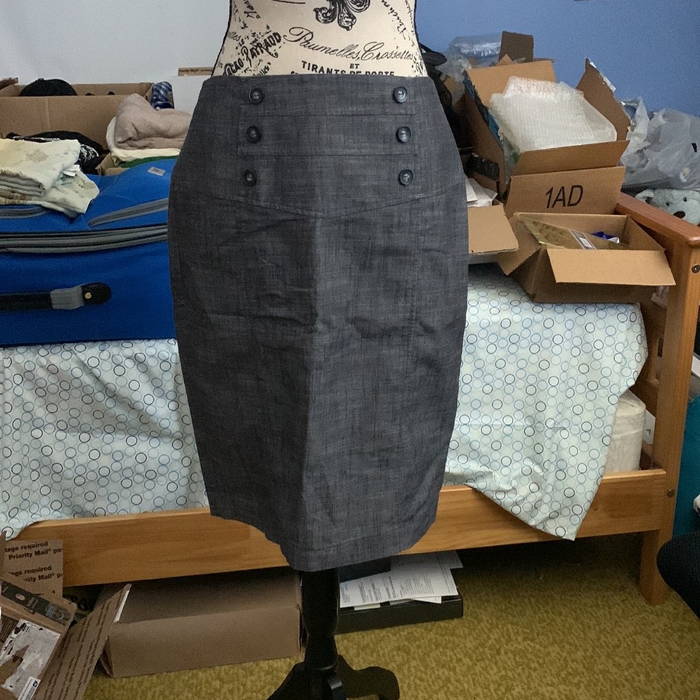 BCX Gray Button-Detail Pencil Skirt